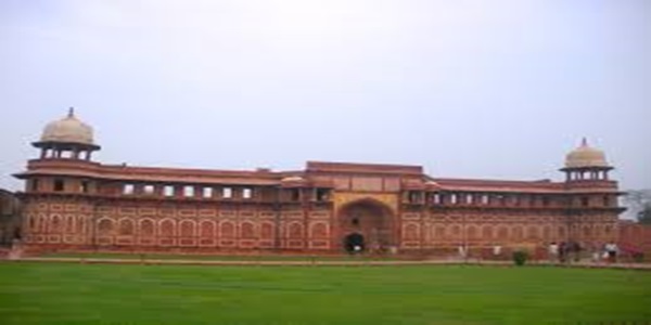 Agra-Fort.jpeg